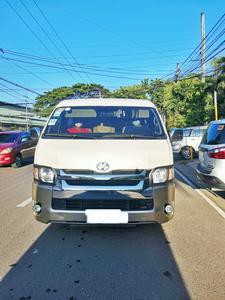 Toyota Hiace Van • 2015 • 156,000 km
