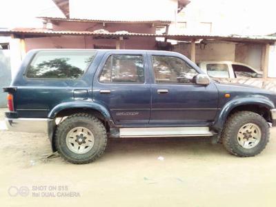 Toyota 4-Runner • 2000 • 130,000 km