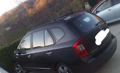 Kia Carens • 2008 • 108,000 km