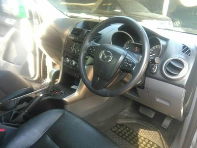 Mazda BT • 2015 • 64,000 km