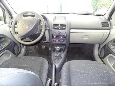 Renault Clio • 2008 • 120,000 km