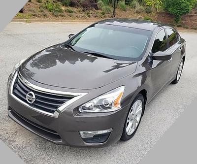 Nissan Altima • 2014 • 82,000 km