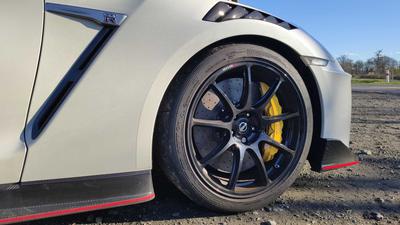 Nissan GT-R • 2020 • 200 km