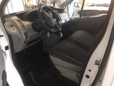 Opel Vivaro Kombi • 2011 • 211,000 km