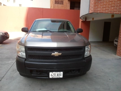 Chevrolet 3500 • 2008 • 193,000 km