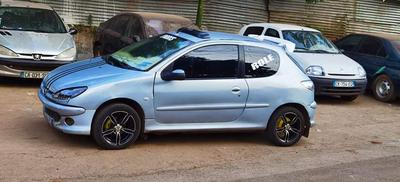 Peugeot 206 • 2009 • 19,000 km