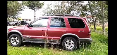 Kia Sportage • 2003 • 300,000 km