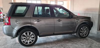 Land Rover Freelander • 2011 • 130,000 km
