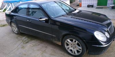 Mercedes-Benz 200 - 300 • 2002 • 323,000 km