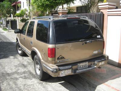 Chevrolet Blazer • 1999 • 190,000 km