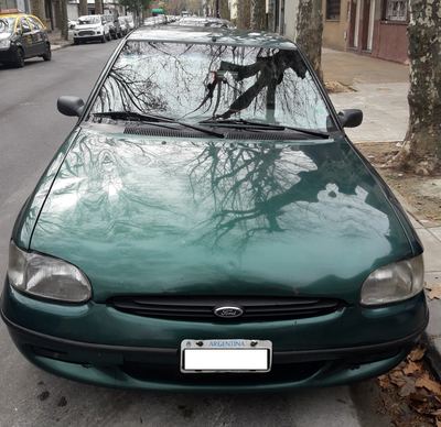 Ford Escort • 2000 • 300,000 km