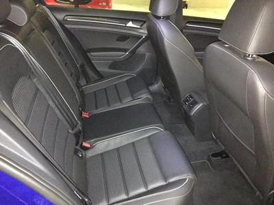 Volkswagen Golf • 2015 • 87,000 km