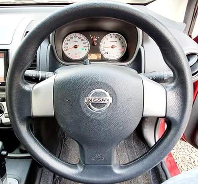 Nissan Note • 2012 • 49,000 km