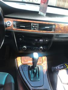 BMW Rad 3 • 2009 • 190,000 km