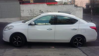 Nissan Versa • 2014 • 75,000 km