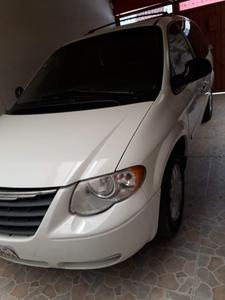 Chrysler Town & Country • 2007 • 166,662 km