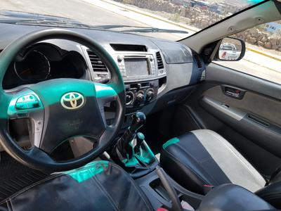 Toyota Hilux • 2014 • 50 km