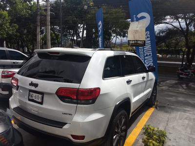 Jeep Grand Cherokee • 2017 • 32,088 km