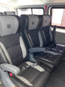 Volkswagen T5 • 2011 • 205,000 km