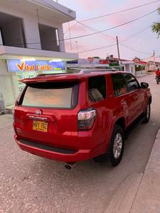 Toyota 4-Runner • 2014 • 44,000 km