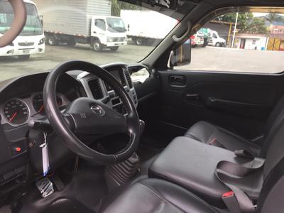 Nissan Urvan • 2011 • 242,000 km