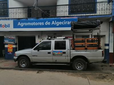 Chevrolet Luv • 1996 • 200,000 km