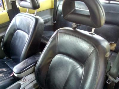 Volkswagen Beetle • 2000 • 58,000 km